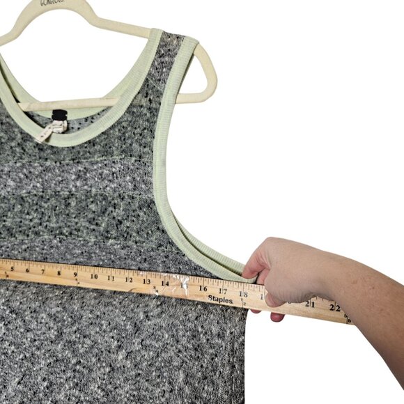 We The Free By Free People‎ Gray & Green Open Knit Asymmetrical Dress Size L - Picture 8 of 9